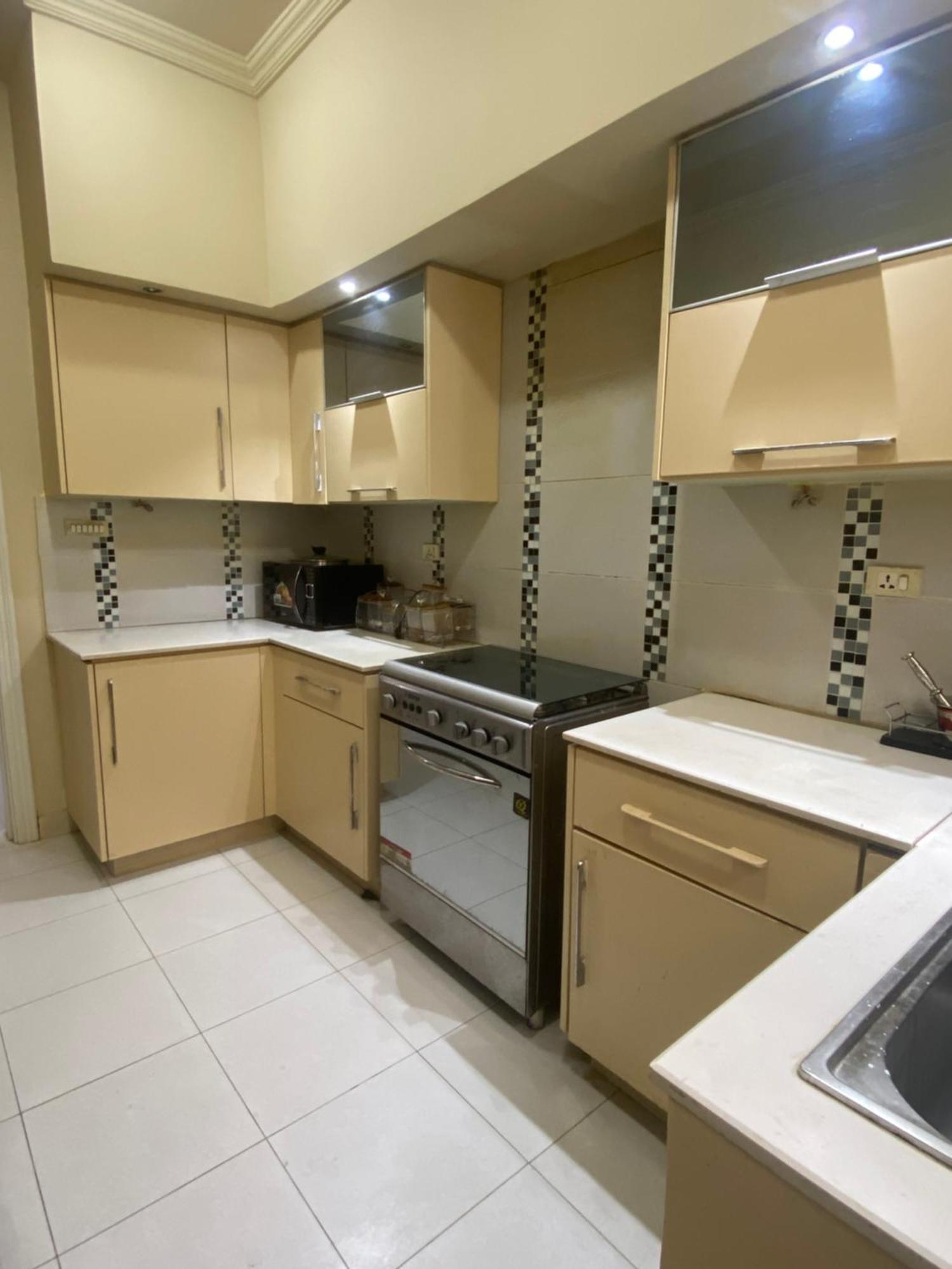 Burj Al Bahria Town Luxury Suites Lahor Dış mekan fotoğraf